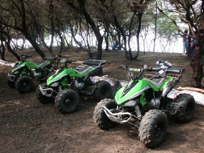 Fasilitas ATV Pantai Kuwaru, Lokasi Pantai Kuwaru, Rute Menuju ke Lokasi Pantai Kuwaru, Harga Tiket Masuk Pantai Kuwaru, Fasilitas di Pantai Kuwaru, Pesona Pantai Kuwaru yang Buat Kita Malas Pulang, Wahana yang Ada di Pantai Kuwaru, Objek Wisata di Dekat Pantai Kuwaru, Penginapan di Sekitar Pantai Kuwaru