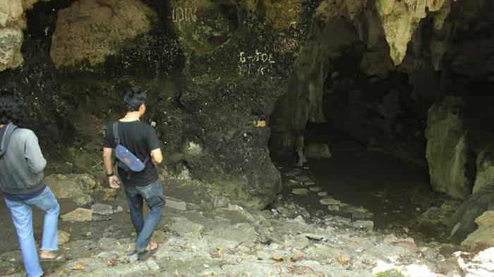 Letak dan Rute Menuju Goa Gajah, Harga Tiket Masuk dan Tarif Parkir, Waktu yang Tepat Berkunjung ke Goa Gajah, Daya Tarik Goa Gajah, Wisata Kuliner di Sekitar Lokasi Goa Gajah, Goa Kecil di Sekitar Goa Gajah, Kerajinan Tangan dan Kesenian, Catatan Ketika Berkunjung ke Goa Gajah, Galeri Foto