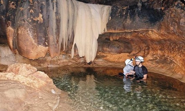 Pesona Goa Cerme via IG @ghinataufik, 1. Pantai Pok Tunggal, 2. Pantai Siung, 3. Pantai Indrayanti (Pantai Pulang Sawal), 4. Pantai Baron, 5. Pantai Jogan, 6. Pantai Sundak, 7. Pantai Krakal, 8. Goa Gelatik, 9. Air Terjun Sri Gethuk, 10. Gua Seropan, 11. Gua Jomblang, 12. Cave Tubing Kalisuci, 13. Gunung Nglanggeran, 14. Pantai Sadranan, 15. Bukit Bintang, 16. Pantai Ngobaran, 17. Pantai Gesing, 18. Bukit Kosakora, 19. Pantai Wedi Ombo, 20. Pantai Slili, 21. Pantai Timang, 22. Pantai Jungwok, 23. Rafting di Kali Oyo Gunungkidul, 24. Pantai Seruni, 25. Pantai Drini, 26. Pantai Sepanjang, 27. Goa Bribin, 28. Goa Kalisuci Gunung Kidul, 29. Alun-alun Wonosari (Alun-alun Pemda), 30. Pantai Kukup, Desa Kemadang, Kecamatan Tanjungsari, 31. Embung Batara Sriten, 32. Pantai Sadeng, 33. Goa Cokro, 34. Goa Lowo, 35. Pantai Ngrenehan, 36. Gua Maria Tritis, 37. Desa Wisata Jelok, 38. Desa Wisata Nglanggeran, 39. Goa Jomblang – Grubug, 40. Goa Paesan, 41. Gunung Patuk atau Bukit Hargodumilah, 42. Gunung Gambar, 43. Telaga Jonge, 44. Dam Beton Indah dan Bendungan Simo, 45. Rest Area Bunder, 46. Goa Cerme, 47. Goa Langse, 48. Pantai Ngandong, 49. Gunung Kendil, 50. Goa Cokakan, 51. Gunung Api Purba Nglanggeran, 52. Bengawan Solo Purba (Telaga Suling), 53. Desa Wisata Umbulrejo, 54. Kawasan Karst Pegunungan Sewu, 55. Telaga Kemuning, 56. Hutan Wanagama, 57. Situs Gambirowati atau Pesanggrahan Gambirowati, 58. Goa Jlamprong, Goa Gesing, Goa Sinden, 59. Desa Wisata Bejiharjo, 60. Desa Wisata Bleberan, 61. Desa Wisata Mojo, 62. Desa Wisata Bobung, 63. Desa Wisata Wonosadi, 64. Desa Wisata Garotan, 65. Lembah Karst Mulo, 66. Hutan Bunder, 67. Hutan Wonosadi, 68. Situs Megalitik Sokoliman, 69. Situs Gunungbang, 70. Pertapaan Kembang Lampir, 71. Pantai Nguyahan, 72. Goa Rancang Kencono