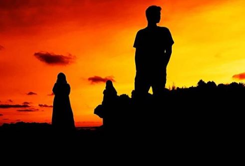 Berburu Sunset via IG @farismusthofa_, Lokasi Pantai Gesing, Rute Menuju Lokasi Wisata Pantai Gesing, Harga Tiket Masuk Pantai Gesing, Fasilitas yang Tersedia di Pantai Gesing, Pesona Pantai Gesing, Aktivitas Seru di Pantai Gesing, Ada Banyak Penginapan yang Cozy, Tips Berlibur