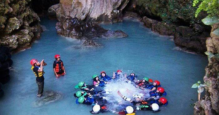 Cave Tubing di Goa Kalisuci Gunung Kdiul, 1. Pantai Pok Tunggal, 2. Pantai Siung, 3. Pantai Indrayanti (Pantai Pulang Sawal), 4. Pantai Baron, 5. Pantai Jogan, 6. Pantai Sundak, 7. Pantai Krakal, 8. Goa Gelatik, 9. Air Terjun Sri Gethuk, 10. Gua Seropan, 11. Gua Jomblang, 12. Cave Tubing Kalisuci, 13. Gunung Nglanggeran, 14. Pantai Sadranan, 15. Bukit Bintang, 16. Pantai Ngobaran, 17. Pantai Gesing, 18. Bukit Kosakora, 19. Pantai Wedi Ombo, 20. Pantai Slili, 21. Pantai Timang, 22. Pantai Jungwok, 23. Rafting di Kali Oyo Gunungkidul, 24. Pantai Seruni, 25. Pantai Drini, 26. Pantai Sepanjang, 27. Goa Bribin, 28. Goa Kalisuci Gunung Kidul, 29. Alun-alun Wonosari (Alun-alun Pemda), 30. Pantai Kukup, Desa Kemadang, Kecamatan Tanjungsari, 31. Embung Batara Sriten, 32. Pantai Sadeng, 33. Goa Cokro, 34. Goa Lowo, 35. Pantai Ngrenehan, 36. Gua Maria Tritis, 37. Desa Wisata Jelok, 38. Desa Wisata Nglanggeran, 39. Goa Jomblang – Grubug, 40. Goa Paesan, 41. Gunung Patuk atau Bukit Hargodumilah, 42. Gunung Gambar, 43. Telaga Jonge, 44. Dam Beton Indah dan Bendungan Simo, 45. Rest Area Bunder, 46. Goa Cerme, 47. Goa Langse, 48. Pantai Ngandong, 49. Gunung Kendil, 50. Goa Cokakan, 51. Gunung Api Purba Nglanggeran, 52. Bengawan Solo Purba (Telaga Suling), 53. Desa Wisata Umbulrejo, 54. Kawasan Karst Pegunungan Sewu, 55. Telaga Kemuning, 56. Hutan Wanagama, 57. Situs Gambirowati atau Pesanggrahan Gambirowati, 58. Goa Jlamprong, Goa Gesing, Goa Sinden, 59. Desa Wisata Bejiharjo, 60. Desa Wisata Bleberan, 61. Desa Wisata Mojo, 62. Desa Wisata Bobung, 63. Desa Wisata Wonosadi, 64. Desa Wisata Garotan, 65. Lembah Karst Mulo, 66. Hutan Bunder, 67. Hutan Wonosadi, 68. Situs Megalitik Sokoliman, 69. Situs Gunungbang, 70. Pertapaan Kembang Lampir, 71. Pantai Nguyahan, 72. Goa Rancang Kencono