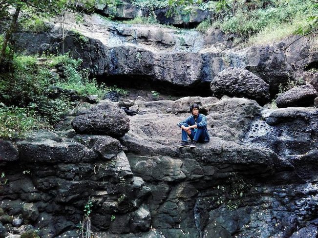 Grojogan Tuwondo Mengering via IG @dms_ss, Sejarah dan Asal Usul Grojogan Tuwondo, Lokasi Wisata Alam Air Terjun Tuwondo  Jogja, Rute Menuju Wisata Alam Air Terjun Tuwondo, Harga Tiket Masuk Wisata, Fasilitas Pendukung Wisata, Pesona Wisata Alam Grojogan Tuwondo , Ada Endapan Tanah yang Tidak Hanyut , Wisata Kuliner, Tips dan Saran Liburan