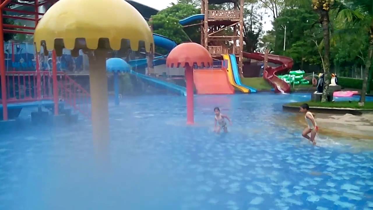 Graha Tirta Siliwangi Waterpark via Youtube, 1. Kolam Renang Karang Setra, 2. Panghegar Waterboom, 3. Tirtamulya Waterboom, 4. Taman Air Super Progresif, 5. Wahoo Waterworld, 6. Margacinta Park, 7. Pesona Nirwana Waterpark, 8. Pesona Nirwana Waterpark, 9. Kolam Renang Bukit Cipaku Indah, 10. Bandung Indah Waterpark, 11. Waterboom Cahaya Abadi, 12. Graha Tirta Siliwangi Waterpark, 13. AW Strawberry, 14. TEKTONA Waterpark, 15. Mendulang Lembang Resort & Resto, 16. Kolam Renang Eldorado, 17. Kolam Renang Ciwalini Ciwidey, 18. Sampoerna Sports Center, 19. Air Panas Nagrak Bandung