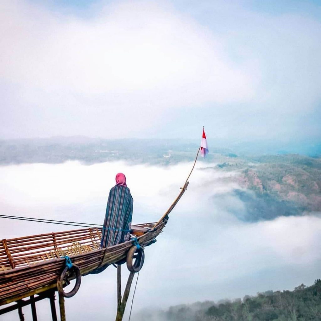 Jurang Tembelan Dlingo, Lokasi Destinasi Wisata Jurang Tembelan Jogja, Rute Menuju Lokasi, Harga Tiket Masuk Jurang Tembelan Jogja, Jam Operasional Jurang Tembelan, Fasilitas Wisata, 4 Tips Mengunjungi Perahu Awan, Pesona Jurang Tembelan Jogja, Wisata Kuliner, Galeri Foto, Wisata Lain Di Sekitar Jurang Tembelan