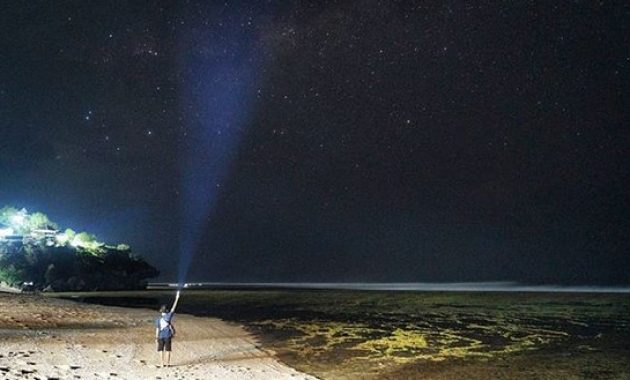 Malam Hari di Pantai Sundak via IG @gudeg_suir, Lokasi Destinasi Alam Pantai Sundak Gunung Kidul, Rute Menuju Lokasi Pantai Sundak Gunung Kidul, Peta Sundak Beach Jogja, Harga Tiket Pantai Sundak Gunung Kidul, Fasilitas di Pantai Sundak Gunung Kidul, Spot Foto di Pantai Sundak Gunung Kidul, Aktivitas Seru , Pesona Pantai Sundak Gunung Kidul, Menikmati Kuliner Khas Laut , Tips dan Saran
