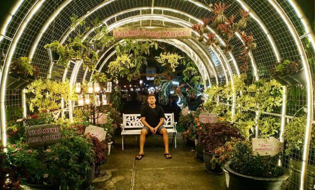 Paskal Food Market via IG @joshuabrian93, Latar Belakang Sejarah Paskal Food Bandung, Lokasi Paskal Food Market Bandung, Waktu Operasional Paskal Food Market Bandung, Harga yang Murah Meriah, Menu Paling Recomended Di Paskal Food Market Bandung, Daya Tarik Paskal Food Market Bandung