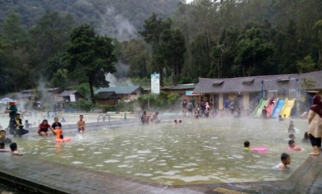 Pemandian Air Panas Cimanggu via Ayobandung