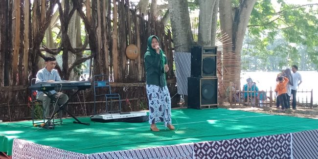 Acara Jogja Culture Festival via Gunungkidulkabgoid, Sejarah Telaga Jonge, Lokasi Destinasi Wisata Telaga Jonge, Rute Menuju Lokasi Wisata Alam Telaga Jonge, Peta Lokasi Telaga Jonge, Fasilitas di Telaga Jonge, Jam Operasional , Harga Tiket Masuk Telaga Jonge, Aktivitas Seru di Telaga Jonge, Daya Tarik Telaga Jonge, Pasar Digital Telaga Jonge, Penginapan Terdekat Telaga, Tips dan saran