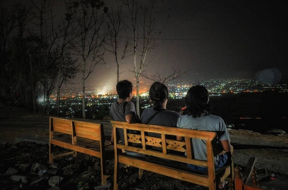 Berburu Spot Foto Instagrammable, Lokasi Destinasi Wisata Alam Spot Riyadi, Rute Menuju Lokasi Spot Riyadi, Harga Tiket Masuk Spot Riyadi, Jam Operasional, Fasilitas Tambahan yang Tersedia , Aktivitas Seru yang Bisa Dilakukan , Pesona Spot Riyadi yang Tidak Boleh Dilewatkan, Tips Berlibur