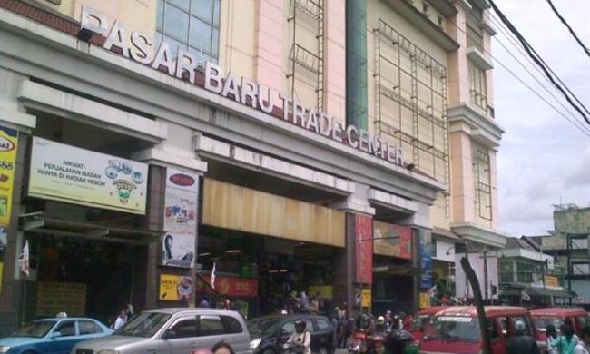 Pasar Baru Bandung, Sejarah Pasar Baru Trade Center Bandung, Kemegahan Bangunan Pasar Baru Trade Center Bandung, Tips Belanja di Pasar Baru Trade Center Bandung, Tips Belanja Aman di Pasar