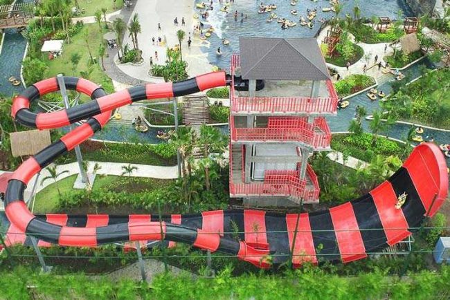 Brando Boomerang, Lokasi Wahana Permainan Air Jogja Bay Waterpark, Harga Tiket Masuk Jogja Bay Waterpark, Jam Buka Operasional, Fasilitas Penunjang, Wahana Seru Jogja Bay Waterpark, Tips dan Saran