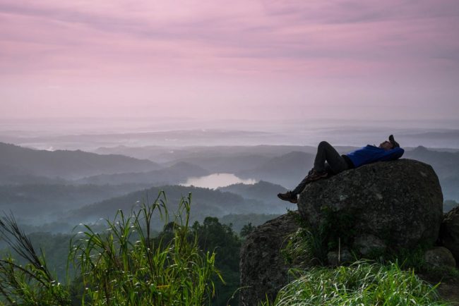 Santuy Bos via IG @liocooper, Lokasi Wisata Alam Gunung Ijo, Harga Tiket Masuk Wisata Alam Gunung Ijo, Pesona Wisata Alam Gunung Ijo, Tips Berlibur ke Gunung Ijo