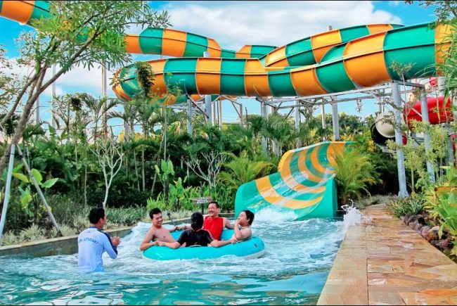 Wahana Bekti Adventure, Lokasi Wahana Permainan Air Jogja Bay Waterpark, Harga Tiket Masuk Jogja Bay Waterpark, Jam Buka Operasional, Fasilitas Penunjang, Wahana Seru Jogja Bay Waterpark, Tips dan Saran