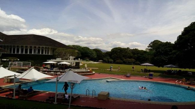 Kolam Renang Bumi Sangkuriang via Tribunnews