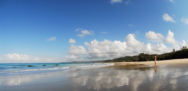 Pantai Goyang, 1. Taman Nasional Gunung Leuser, 2. Gua Lawe Sikap , 3. Taman Nasional Hutan Ketambe , 4. Arung Jeram Sungai Alas , 5. Taman Wisata Lawe Gurah, 6. Masjid Agung At-Taqwa Kutacane, 7. Lapangan Ahmad Yani, 8. Bukit Cinta Kutacane , 9. Air Terjun Lawe Dua , 10. Jambur Mamang , 12. Air Terjun Ketambe , 13. Benteng Kuta Reh , 14. Pantai Goyang, 15. Pantai Timur , 16. Lawe Sikap, 17. Pemandian Air Panas Lawe Ger-Ger, 18. Air Terjun Bakbahu , 19. Waterpark di Kutacane, 20. Situs Rumah Adat, 21. Kuliner Suku Alas dan Kutacane