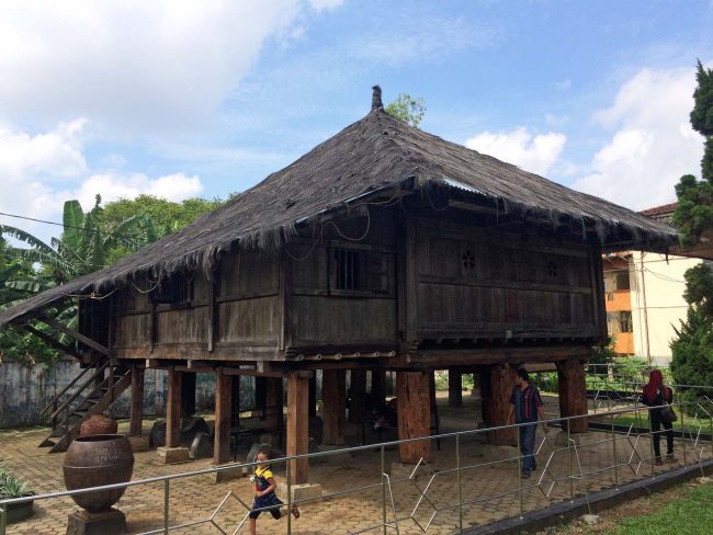 Alamat Museum Lampung, Menelisik Sejarah Berdirinya Museum Lampung, Menengok Koleksi dan Daur Hidup di Museum Lampung, Benda-Benda Bernilai Sejarah di Museum Lampung, Yuk, Berwisata ke Museum Lampung