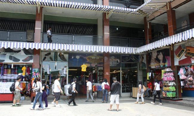 Tas Dan Sepatu Khas Cibaduyut Bandung via infobdg