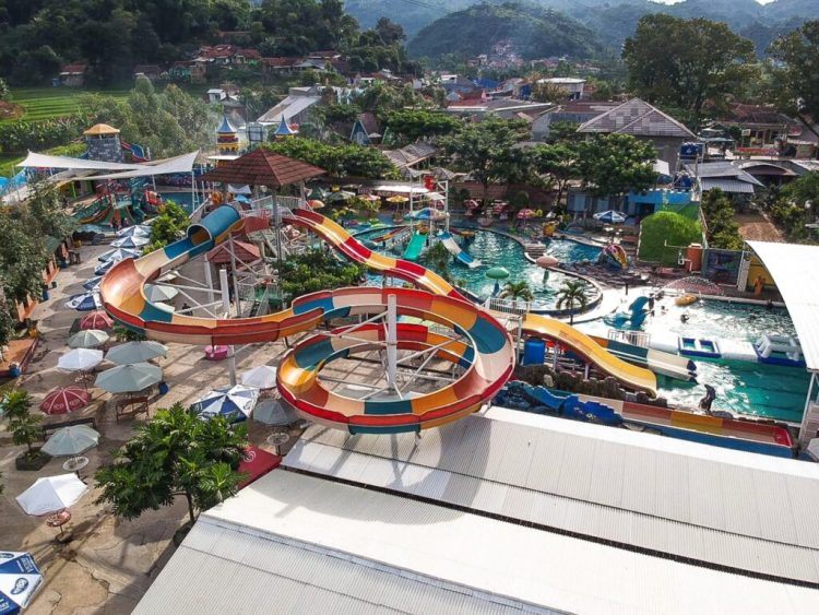 Victory Waterpark Soreang Foto by Sihar Trivery