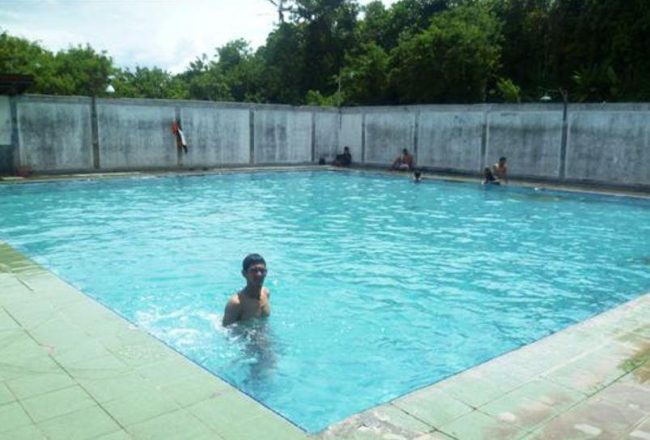 Air Panas Bandar Lampahan, 1. Kolam Air Panas Simpang Balik, 2. Monumen Radio Rimba Raya , 3. Air Terjun Tansaran Bidin , 4. Air Terjun Reje Ilang, 5. Air Terjun Bintang Musara , 6. Makam Datu Beru , 7. Arung Jeram Samar Kilang , 8. Puncak Burni Telong , 9. Danau Lut Kucak , 10. Air Panas Bandar Lampahan , 11. Mendaki Gunung Geureudong , 12. Jembatan Kala Semayon , 12. Festival Panen Kopi Bener Meriah , 13. Wih Ni Kulus , 14. Lembah Pentago , 15. Pacuan Kuda Tradisional