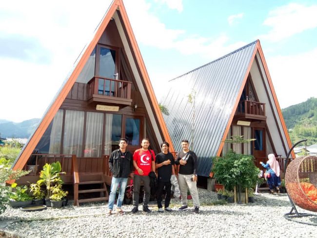 Kampung Lot Kala via IG @arifmetuah16, 1. Danau Laut Tawar, 2. Goa Loyang Datu Merah, 3. Goa Loyang Koro, 4. Air Terjun Mangaya , 5. Kota Takengon , 6. Pantai Menye, 7. Pantan Terong , 8. Bur Telege , 9. Masjid Ruhama Takengon , 10. Arung Jeram Lukup Badak, 11. Gayo Waterpark , 12. Desa Bintang, 13. Buntul Rintis , 14. Lancuk Leweng , 15. Goa Putri Pukes, 16. Atu Tingkok, 17. Dermaga Takengon, 18. Galeri Kopi, 19. Tambatan Perahu, Kampung Lot Kala, 20. Air Terjun Mengaya, 21. Goa Loyang Koro, 22. Loyang Mendale, 23. Bur Gayo Highland, 24. Gunung Singgah Mata, 25. Air Terjun Bur Bulet