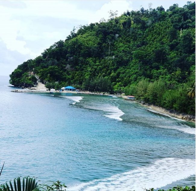 Pantai Lhok Rukam via IG @blue.efendy, 1. Arung Jeram di Sungai Alas, 2. Air Terjun Tingkat Tujuh, 3. Tapak Tuan Tapa, 4. Pantai Batee Putih, 5. Pantai Bidari Samadua, 6. Pantai Lhok Nibong, 7. Pantai Ujong Nibong, 8. Pantai Lhok Mamplam, 9. Pemandian Air Dingin, 10. Air Terjun Dingin, 10. Pemandian Panjupian, 11. Talago Batu, 12. Sungai Lawe Melang, 13. Batu Putri Batupang, 14. Pulau Dua Bakongan, 15. Bukit Puncak Gemilang, 16. Batu Berlayar, 17. Pantai Lhok Rukam, 18. Pantai Seurudong, 19. Pantai Seubadeh, 20. Air Terjun Tangga Seribu, 21. Pantai Pasir Putih, 22. Pantai Batu Hitam, 23. Pemandian Putri Naga, 24. Jambo Hatta, 25. Masjid Istiqamah Tapak Tuan, 26. Tapak Tuan Taman Pala, 28. Wisata Edukasi Penyu Belimbing, 29. Pantai Cemara Ujung Batu Pasieraja, 30. Pantai Ladang Tuha Pasieraja, 31. Danau Laut Bangko, 32. Air Terjun Air Pinang, 33. Air Terjun Telago Batu Mersak, 34. Pantai Batee Puteh, 35. Pantai Bakongan Timur