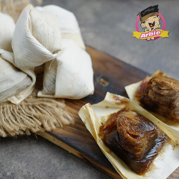 Wajik Cililin via Bukalapak, 1. Peuyeum Bandung, 2. Pisang Bollen Kartika Sari Bandung, 3. Primarasa : Picnic Roll, 4. Surabi Bandung, 5. Brownies Kukus Amanda Bandung, 6. Gepuk Nyonya Ong, 7. Brownies Prima Rasa, 8. Tahu Susu Bandung, 9. Keripik Maicih, 10. Bakso Goreng, 11. Rujak Cireng, 12. Seblak, 13. Cilok, 14. Oncom Raos, 15. Batagor Riri, 16. Kafetaria Pia 170, 17. Martabak Bandung, 18. Kopi Aroma, 19. Bandung Makuta, 20. Rujak Cireng, 21. Tempe Gila, 22. Kue Cubit, 23. Mochi Es Krim, 24. Wajit Cililin, 25. Yogurt Cisangkuy, 26. Es Cincau Kacang Merah, 27. Pevo Cake, 28. Bandung Kunafe, 29. Bandung Princess cake, 30. Bandung Kanaya, 31. Madinah cake, 32. Keripik Karuhun, 33. Bolu Bakar Tunggal, 34. Basreng Asin dan Pedas, 35. Es Goyobod, 36. Karedok, 37. Ulukuteuk Leunca, 38. Colenak, 39. Nasi Tutug Oncom, 40. Nasi Timbel, 41. Mie Kocok, 42. Bandros, 43. Cuanki, 44. Gehu Jeletot, 45. Keripik Moring