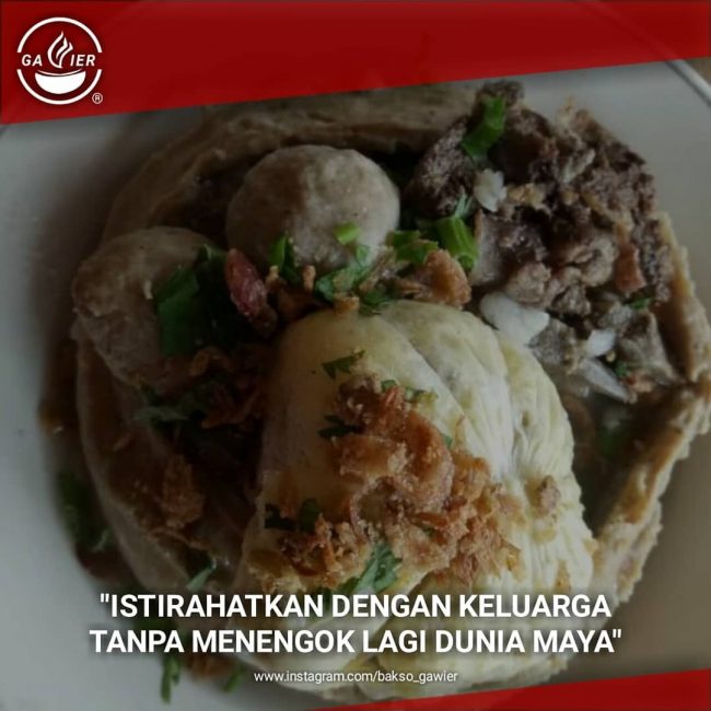 Bakso Gawier, 1. Rangicok, 2. Mih Iteng, Mie Lidi khas Banjar, 3. Galendo dan Sale Pisang, 4. Kacang Umpet, 5. Bakso Gawier, 6. Sambal Khas Banjar, 7. Mie Bebek dan Nasi Bakar, 8. Nasi Timbel, 9. Kupat Tahu Pak Ujang, 10. Bakso M Penjol, 11. Goreng Manuk, 12. Mie Ayam OSIS Kenanga, 13. Bakso Sari Rasa H. Ayo Sunaryo, 14. Pepes Lubang, 15. Pepes Ikan, 16. Mie Ayam Bakso Mang Endut, Cisaga