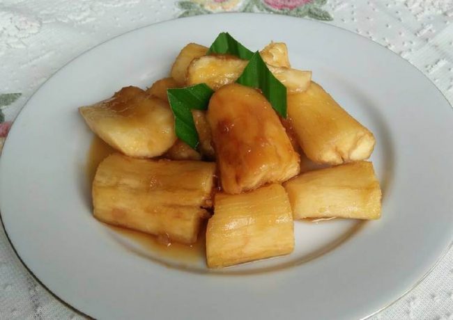 Ceprus, 1. Dodol Picnic, 2. Batik Garut, 3. Dodol Warna – warni, 4. Baso Aci (bacil), 5. Nasi Liwet, 6. Surabi, 7. Es Goyobod, 9. Kue Balok Maranti, 10. Burayot, 11. Jeruk Garut, 12. Dodol Garut, 13. Dorokdok atau Kerupuk Kulit, 14. Chocodot, 15. Emplod , 16. Opak, 17. Rangginang, 18. Ladu, 19. Moring Garutan, 20. Comring Banjarwangi, 21. Wajit Cisompet, 22. Tumpeng Cikajang, 23. Keripik Kentang Cikajang, 24. Pindang ikan, 25. Ceprus, 26. Jaket Kulit, 27. Lada Hitam Negeri Mas, 28. Sambal Cibiuk, 29. Soto Ayam Garut