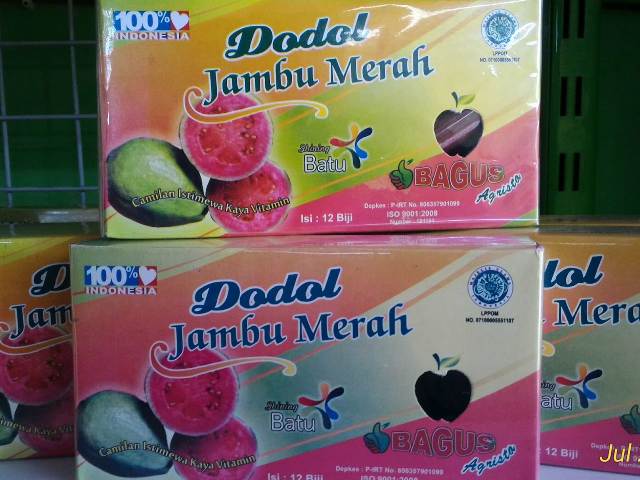 Dodol Jambu Biji, 1.  Dodol Jambu Biji, 2. Dodol Belimbing Rasa Dewa, 3. Sirup Belimbing, 4. Jus Belimbing, 5. Jus Rumput Laut, 6. Biskuit Temma, 7. Nastar Belimbing, 8. Kopi Herbal, 9. Keripik Tempe, 10. Rujak Cireng, 11. Kaos Depok Indonesia, 12. Manisan Kolang-kaling Mamih, 13. PeChoc, 14. Emping Melinjo, 15. Jus lidah Buaya, 16. Buah Belimbing, 17. Selendang Mayang, 18. Selai Belimbing