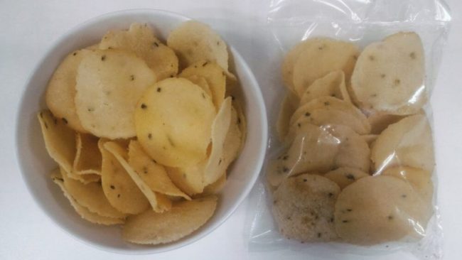 Gitrek Singkong via Bukalapak, 1. Keripik Nanas, 2. Dodol Nanas, 3. Nanas Simadu Khas Subang, 4. Coklat Nanas Khas Subang, 5. Delipel, 6. D’Bubuy Ma’ Atik, 7. Ikan Lapan Crispy, 8. Tape Ketan atau Peuyeum Ketan, 9. Bubuy Ayam Subang, 10. Nasi Liwet, 11. Tutut Soding, 12. Oncom Dawuan Subang, 13. Pinadrink, 14. Kerupuk Miskin khas Subang, 15. Abon Jantung Pisang, 16. Gitrek Singkong, 17. Gepuk Daging, 18. Rambutan Kalijati, 19. Sirup Nanas, 20. Abon Ikan Nila, 21. Bolu Nanas Subang, 22. Beras Hitam, 23. Papais Cisaat