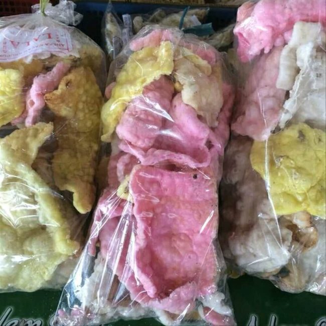 Kerupuk Miskin khas Subang via Bukalapak, 1. Keripik Nanas, 2. Dodol Nanas, 3. Nanas Simadu Khas Subang, 4. Coklat Nanas Khas Subang, 5. Delipel, 6. D’Bubuy Ma’ Atik, 7. Ikan Lapan Crispy, 8. Tape Ketan atau Peuyeum Ketan, 9. Bubuy Ayam Subang, 10. Nasi Liwet, 11. Tutut Soding, 12. Oncom Dawuan Subang, 13. Pinadrink, 14. Kerupuk Miskin khas Subang, 15. Abon Jantung Pisang, 16. Gitrek Singkong, 17. Gepuk Daging, 18. Rambutan Kalijati, 19. Sirup Nanas, 20. Abon Ikan Nila, 21. Bolu Nanas Subang, 22. Beras Hitam, 23. Papais Cisaat