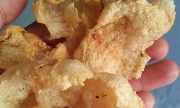 Kerupuk Catak, 1. Brayo, 2. Ikan Crispy, 3. Nasi Ndoreng, 5. Koktail Belimbing, 6. Abon Lele, 7. Jambu Air, 8. Nasi Brongkos, 9. Botok Telur Asin, 10. Nasi Kropokhan, 11. Sop Balungan Mbak Tien, 12. Sop Balungan Babe, 13. Wingko Salem, 14. Kerupuk Udang, 15. Kue Rangin, 16. Wedang Jamu Coro, 17. Wedang Pekak, 18. Kerupuk Catak, 19. Kerajinan Miniatur Masjid Agung Demak, 20. Kerajinan Kaligrafi Demak