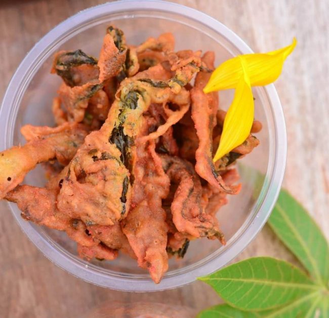 Keripik Daun Singkong via IG @pucuk_kikim, 1. Keripik Daun Singkong, 2. Kue Semprong, 3. Makanan Khas Sunda Di Ampera Cibabat, 4. Kuliner Kafe Kupu – kupu, 5. Ayam Bakar Sambal Cimahi, 6. Kue Balok, 7. Bakso Pak Trisno, 8. Peuyeum, 9. Pisang Bollen, 10. Tempe Gila, 11. Picnic Roll, 12. Surabi, 13. Ramen Teppan Cimahi, 14. Sale Pisang, 15. Oncom, 16. Batagor, 17. Tahu Susu, 18. Gepuk, 19. Batik Cimahi, 20. Onde Ketawa, 21. Dendeng Jantung Pisang (Denjapi), 22. Kerajinan Bambu, 23. Bandrek Babennagen, 24. Yogurt Cimahi