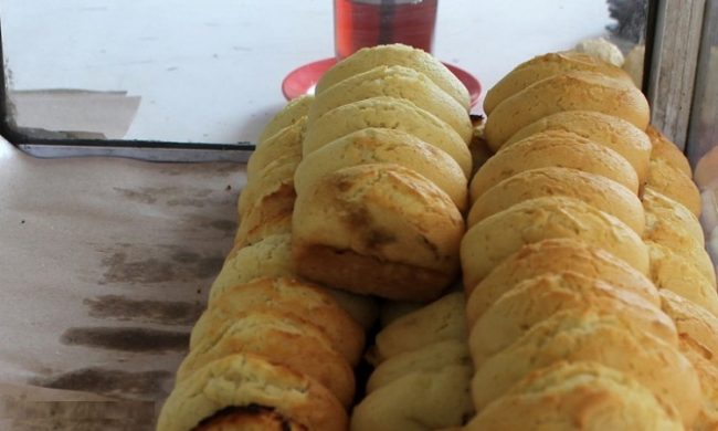 Kue Balok Maranti, 1. Dodol Picnic, 2. Batik Garut, 3. Dodol Warna – warni, 4. Baso Aci (bacil), 5. Nasi Liwet, 6. Surabi, 7. Es Goyobod, 9. Kue Balok Maranti, 10. Burayot, 11. Jeruk Garut, 12. Dodol Garut, 13. Dorokdok atau Kerupuk Kulit, 14. Chocodot, 15. Emplod , 16. Opak, 17. Rangginang, 18. Ladu, 19. Moring Garutan, 20. Comring Banjarwangi, 21. Wajit Cisompet, 22. Tumpeng Cikajang, 23. Keripik Kentang Cikajang, 24. Pindang ikan, 25. Ceprus, 26. Jaket Kulit, 27. Lada Hitam Negeri Mas, 28. Sambal Cibiuk, 29. Soto Ayam Garut