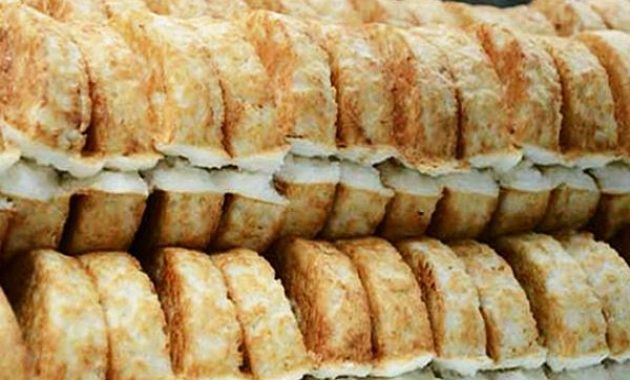 Kue Rangin via bangduns.blogspotcom, 1. Brayo, 2. Ikan Crispy, 3. Nasi Ndoreng, 5. Koktail Belimbing, 6. Abon Lele, 7. Jambu Air, 8. Nasi Brongkos, 9. Botok Telur Asin, 10. Nasi Kropokhan, 11. Sop Balungan Mbak Tien, 12. Sop Balungan Babe, 13. Wingko Salem, 14. Kerupuk Udang, 15. Kue Rangin, 16. Wedang Jamu Coro, 17. Wedang Pekak, 18. Kerupuk Catak, 19. Kerajinan Miniatur Masjid Agung Demak, 20. Kerajinan Kaligrafi Demak