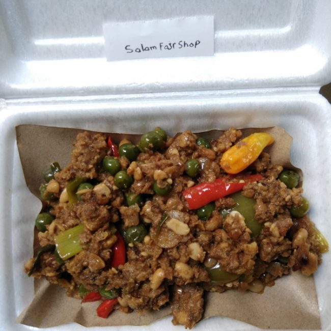 Oncom via Tokopedia, 1. Keripik Daun Singkong, 2. Kue Semprong, 3. Makanan Khas Sunda Di Ampera Cibabat, 4. Kuliner Kafe Kupu – kupu, 5. Ayam Bakar Sambal Cimahi, 6. Kue Balok, 7. Bakso Pak Trisno, 8. Peuyeum, 9. Pisang Bollen, 10. Tempe Gila, 11. Picnic Roll, 12. Surabi, 13. Ramen Teppan Cimahi, 14. Sale Pisang, 15. Oncom, 16. Batagor, 17. Tahu Susu, 18. Gepuk, 19. Batik Cimahi, 20. Onde Ketawa, 21. Dendeng Jantung Pisang (Denjapi), 22. Kerajinan Bambu, 23. Bandrek Babennagen, 24. Yogurt Cimahi