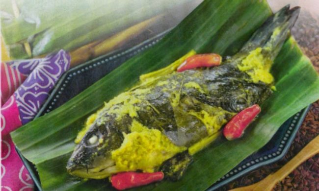 Pepes Ikan via Resep-pepes.blogspotcom, 1. Kue Mochi Lampion, 2. Bandros Mang Ata, 3. Tutug Oncom, 5. Roti Priangan, 6. Nasi Uduk Ungu, 7. Bolu Pisang, 8. Surabi khas Sukabumi, 9. Sekoteng Singapore, 10. Bubur Ayam, 11. Coklat Unaichoco, 12. Mie Bakso Super H Achmad Sudja’i, 13. Bubur Ayam Bu Nut, 14. Mie Goreng, 16. Wedang Ronde, 17. Leor Daging, 18. Nasi Hijau, 19. Kue Jahe, 20. Sagon Bakar, 21. Pepes Ikan, 22. Pisang Coklat Cakra, 23. Ciuk, 24. Deblo, 25. Sate Aci, 26. Kuliner Odeon, 27. Teci, 28. Japlak, 29. Aneka Kerajinan Batu, 30. Kerajinan Bambu, 31. Aneka Kerajinan Tanduk