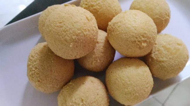 Tahu Bulat via Tribunnews, 1. Kue Aci, 3. Kalua Jeruk, 4. Batik Tasikmalaya, 5. Payung Geulis, 6. Kelom Geulis, 7. Kolontong, 8. Nasi Cikur, 9. Rengginang Oyek, 10. Bubur Ayam Haji Zaenal, 11. Soto Ayam Pataruman, 12. Sale Pisang, 13. Mie Bakso Laksana, 14. Keripik Sukun, 15. Kupat Tahu Tasikmalaya, 16. Martabak Ramayana, 17. Tahu Bulat, 18. Cilok Goang, 19. Pecel Oranye, 20. Mie Ayam Pelangi, 21. Pancake, 22. Opak, 23. Wajit, 24. Citruk, 25. Nasi TO Tasik, 26. Godeblag, 27. Noga Kacang, 28. Es Bojong, 29. Sate Maranggi, 30. Kemplang, 31. Sambal Goang, 32. Ulen, 1. Pusat Oleh-oleh dan cemilan Tasikmalaya Parakannyasang, 2. Simpang Lima, 3. Nesa Oleh-oleh Khas Tasik, 4. Sanggar Karya Cipta Rasa, 5. Sentral kerajinan batik