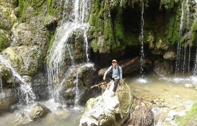 Air Terjun Mauhalek via IG @lukas_nasution, 1. Pantai Berluli, 2. Wisata Pantai Pasir Putih Atapupu, 3. Pantai Motaain, 4. Wisata Teluk Gurita, 5. Air Terjun Mauhalek, 6. Wisata Benteng Ranu Hitu, 7. Wisata Lembah Fulan Fehan, 8. Bukit Kakeu Mantenu, 9. Bukit Batu Maudemu, 10. Wisata Kolam Susuk, 11. Wisata Kampung Adat Kewar, 12. Wisata Bukit Tuamese, 13. Taman Kota Atambua, 14. Wisata Pacuan Kuda Desa Tniumanu, 15. PLBN Indonesia, 16. Pantai Tuamese
