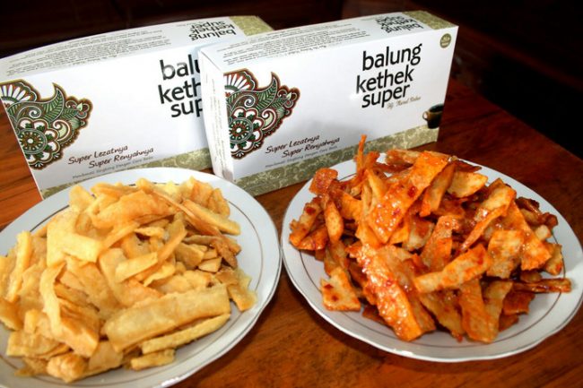 Balung Kethek Super via Tokopedia, 1. Timus, 2. Balung Kethek Super, 3. Grubi, 4. Ayam Tim Mbok Yem, 5. Sate Landak, 6. Soto Karang, 7. Sup Buntut, 8. Ayam Panggang Khas Karanganyar, 9. Sate Kambing Karanganyar, 10. Bollen Ubigo, 12. Durian, 13. Blangkon, 14. Kincir Angin, 15. Keripik Pisang