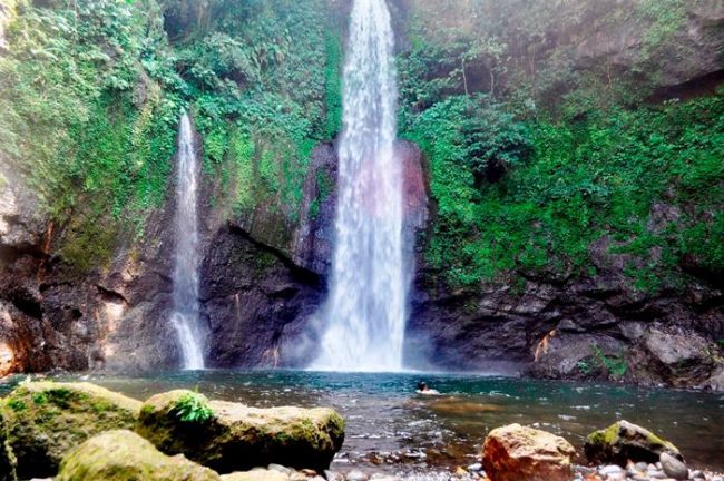 Curug Carang via Ksmtour, 1. Miniatur Dunia Purwokerto, 2. Baturaden, 3. Baturraden Adventure Forest, 4. Pancuran 3, 5. Kebun Raya Baturraden, 6. Pancuran 7, 7. Goa Sarabadak, 8. Telaga Sunyi, 9. Curug Telu, 10. Bukit Bintang Baturraden, 11. Curug Bayan, 12. Curug Ceheng, 13. Curug Kedung Lesung, 14. Curug Nangga, 15. Curug Cipendok, 16. Hutan Pinus Limpakuwus, 17. Curug Jenggala Kalipagu, 18. Air Terjun Baturaden GandaTapa, 19. Curug Gede, 20. Curug Gomblang, 21. Desa Wisata Ketenger, 22. Gunung Slamet, 23. Bukit Pandang Munggang, 24. Bukit Watu Meja, 25. Sendang Bidadari, 26. Kebun Bunga Matahari Rempoah, 27. Bukit Agaran, 28. Bukit Tranggulasih, 29. Puncak Dinar, 30. Bukit Gadog, 31. Lokawisata Baturaden, 32. Mandala Wisata Baturaden, 33. Dreamland Waterpark Ajibarang, 34. Alun – alun Purwokerto, 35. Taman Rekreasi Andhang Pangrenan, 36. Kebun Ku Waterpark, 37. Taman Satria, 38. Taman Balai Kemambang, 39. Wisata Batur Agung, 40. Museum Bank Rakyat Indonesia, 41. Museum Wayang Sendang Mas, 42. Monumen Gatot Subroto, 43. Monumen Sepoer, 44. Monument dan Museum Panglima Besar Jenderal Soedirman, 45. Masjid Saka Tunggal Banyumas, 46. Makam Panembahan Kalibening, 47. Klenteng Hok Tek Bio Pasar Wage, 48. Gua Maria Kaliori, 49. Telaga Pucung, 50. Depo Bay Depo Pelita, 51. Wisata Husada Kalibacin, 52. Bendung Gerak Serayu Gambarsari, 53. Curug Carang, 54. Curug Cidadap Semaya, 55. Curug Wanasuta, 56. Curug Jumeneng, 57. Curug Kembar, 58. Curug Lawa, 59. Curug Lima Kedungbanteng, 60. Curug Penganten Baturaden, 61. Curug Sebrangan, 62. Curug Tebela, 63. Curug Urang, 64. Rumah Pohon Puncak Selok, 65. Curug Grenjang, 66. Curug Lawang, 67. Curug Juneng