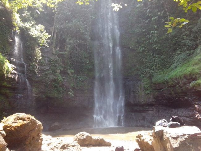 Curug Katumiri via Ridwanbejo.wordpresscom, 1. Curug Tilu Leuwi Opat, 2. Curug Panganten, 3. Curug Panyandaan, 4. Curug Cimahi, 5. Curug Leuwi Kacapi, 6. Curug Cikawari, 7. Curug Katumiri, 8. Curug Layung, 9. Curug Aseupan, 10. Curug Malela, 11. Curug Ngebul, 12. Curug Lalay, 13. Curug Bugbrug, 14. Curug Pameungpeuk, 15. Curug Sumpel, 16. Curug Anom, 17. Curug Halimun Saguling, 18. Curug Cibuluh