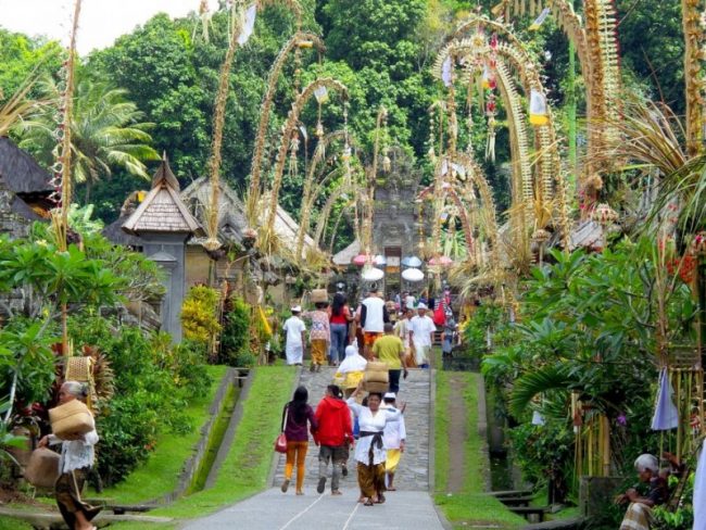 Desa Penglipuran via Bali