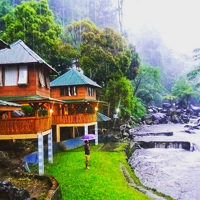 Desa Wisata Ketenger, 1. Miniatur Dunia Purwokerto, 2. Baturaden, 3. Baturraden Adventure Forest, 4. Pancuran 3, 5. Kebun Raya Baturraden, 6. Pancuran 7, 7. Goa Sarabadak, 8. Telaga Sunyi, 9. Curug Telu, 10. Bukit Bintang Baturraden, 11. Curug Bayan, 12. Curug Ceheng, 13. Curug Kedung Lesung, 14. Curug Nangga, 15. Curug Cipendok, 16. Hutan Pinus Limpakuwus, 17. Curug Jenggala Kalipagu, 18. Air Terjun Baturaden GandaTapa, 19. Curug Gede, 20. Curug Gomblang, 21. Desa Wisata Ketenger, 22. Gunung Slamet, 23. Bukit Pandang Munggang, 24. Bukit Watu Meja, 25. Sendang Bidadari, 26. Kebun Bunga Matahari Rempoah, 27. Bukit Agaran, 28. Bukit Tranggulasih, 29. Puncak Dinar, 30. Bukit Gadog, 31. Lokawisata Baturaden, 32. Mandala Wisata Baturaden, 33. Dreamland Waterpark Ajibarang, 34. Alun – alun Purwokerto, 35. Taman Rekreasi Andhang Pangrenan, 36. Kebun Ku Waterpark, 37. Taman Satria, 38. Taman Balai Kemambang, 39. Wisata Batur Agung, 40. Museum Bank Rakyat Indonesia, 41. Museum Wayang Sendang Mas, 42. Monumen Gatot Subroto, 43. Monumen Sepoer, 44. Monument dan Museum Panglima Besar Jenderal Soedirman, 45. Masjid Saka Tunggal Banyumas, 46. Makam Panembahan Kalibening, 47. Klenteng Hok Tek Bio Pasar Wage, 48. Gua Maria Kaliori, 49. Telaga Pucung, 50. Depo Bay Depo Pelita, 51. Wisata Husada Kalibacin, 52. Bendung Gerak Serayu Gambarsari, 53. Curug Carang, 54. Curug Cidadap Semaya, 55. Curug Wanasuta, 56. Curug Jumeneng, 57. Curug Kembar, 58. Curug Lawa, 59. Curug Lima Kedungbanteng, 60. Curug Penganten Baturaden, 61. Curug Sebrangan, 62. Curug Tebela, 63. Curug Urang, 64. Rumah Pohon Puncak Selok, 65. Curug Grenjang, 66. Curug Lawang, 67. Curug Juneng