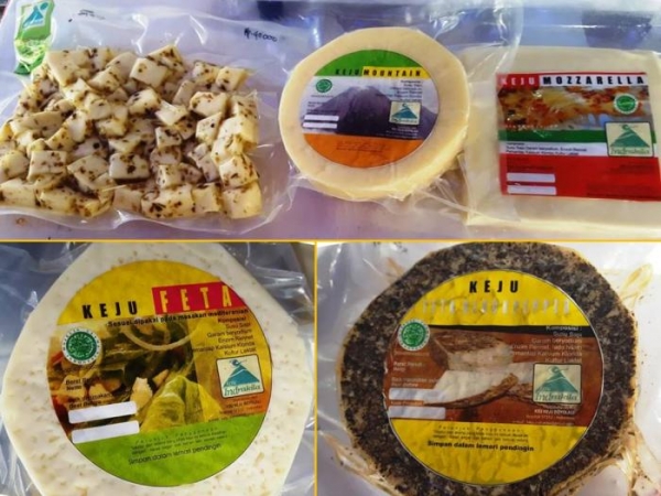 Keju Khas Boyolali via Kompasiana, 1. Dodol Susu, 2. Olahan Sapi, 3. Kerupuk Kulit, 4. Karak Jadah, 5. Keripik Ceker Khas Boyolali, 6. Petis Sapi, 7. Keju Khas Boyolali, 8. Soto Seger Khas Boyolali, 9. Nasi Tumpang Boyolali, 10. Tahu Susu, 11. Jenang Pecel, 12. Abon Lele, 13. Marning, 14. Susu Segar Boyolali, 15. Bebek Goreng, 16. Kerupuk Susu, 17. Lento (Mento)