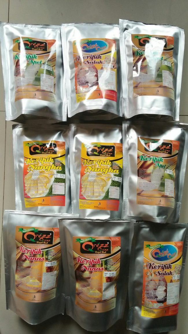 Keripik Buah, 1. Corobikang Khas Batang, 2. Getuk Mawur, 3. Getuk Iris, 4. Batik Tradisional Batang, 5. Soto Kebo Khas Batang, 6. Lontong Lamprak, 7. Surabi KaliBeluk, 8. Soto Tauco khas Batang, 9. Nasi Megono Khas Batang, 10. Lodeh Cecek, 11. Sotong Ireng, 12. Sprei lukis Abbel, 13. Keripik Buah Qrezz-Qrezz