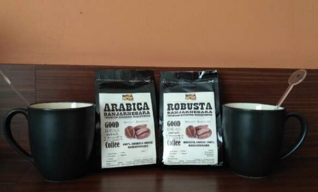 Kopi via shopeecoid, 1. Carica, 2. Batik Tulis Gumelem, 3. Purwaceng, 4. Dodol Salak, 6. Sirup Salak, 7. Keripik Salak, 8. Kopi Biji Salak, 9. Keripik Kentang, 10. Buah Salak, 11. Buntil, 12. Apem, 13. Dawet Ayu, 14. Bakso Ketupat, 15. Poci