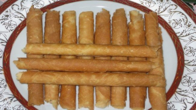Kue Semprong, 1. Emping Jagung, 2. Kue Semprong, 3. Yangko, 4. Serabi Ayu, 5. Mie Tek – Tek, 6. Nasi Jagung, 7. Swike, 8. Nasi Pager, 9. Garang Asem, 10. Sayur Becek, 11. Ayam Pencok, 12. Mie Rebus Khas Grobogan