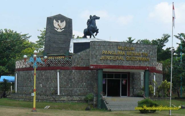 Monument dan Museum Panglima Besar Jenderal Soedirman via Purwekertoduidance, 1. Miniatur Dunia Purwokerto, 2. Baturaden, 3. Baturraden Adventure Forest, 4. Pancuran 3, 5. Kebun Raya Baturraden, 6. Pancuran 7, 7. Goa Sarabadak, 8. Telaga Sunyi, 9. Curug Telu, 10. Bukit Bintang Baturraden, 11. Curug Bayan, 12. Curug Ceheng, 13. Curug Kedung Lesung, 14. Curug Nangga, 15. Curug Cipendok, 16. Hutan Pinus Limpakuwus, 17. Curug Jenggala Kalipagu, 18. Air Terjun Baturaden GandaTapa, 19. Curug Gede, 20. Curug Gomblang, 21. Desa Wisata Ketenger, 22. Gunung Slamet, 23. Bukit Pandang Munggang, 24. Bukit Watu Meja, 25. Sendang Bidadari, 26. Kebun Bunga Matahari Rempoah, 27. Bukit Agaran, 28. Bukit Tranggulasih, 29. Puncak Dinar, 30. Bukit Gadog, 31. Lokawisata Baturaden, 32. Mandala Wisata Baturaden, 33. Dreamland Waterpark Ajibarang, 34. Alun – alun Purwokerto, 35. Taman Rekreasi Andhang Pangrenan, 36. Kebun Ku Waterpark, 37. Taman Satria, 38. Taman Balai Kemambang, 39. Wisata Batur Agung, 40. Museum Bank Rakyat Indonesia, 41. Museum Wayang Sendang Mas, 42. Monumen Gatot Subroto, 43. Monumen Sepoer, 44. Monument dan Museum Panglima Besar Jenderal Soedirman, 45. Masjid Saka Tunggal Banyumas, 46. Makam Panembahan Kalibening, 47. Klenteng Hok Tek Bio Pasar Wage, 48. Gua Maria Kaliori, 49. Telaga Pucung, 50. Depo Bay Depo Pelita, 51. Wisata Husada Kalibacin, 52. Bendung Gerak Serayu Gambarsari, 53. Curug Carang, 54. Curug Cidadap Semaya, 55. Curug Wanasuta, 56. Curug Jumeneng, 57. Curug Kembar, 58. Curug Lawa, 59. Curug Lima Kedungbanteng, 60. Curug Penganten Baturaden, 61. Curug Sebrangan, 62. Curug Tebela, 63. Curug Urang, 64. Rumah Pohon Puncak Selok, 65. Curug Grenjang, 66. Curug Lawang, 67. Curug Juneng
