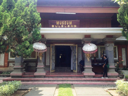 Museum Buleleng via Bisnisbali, 1. Air Terjun Lembah Jian, 2. Air Terjun Bertingkat Gitgit, 3. Air Panas Banjar, 4. Air Terjun Mekalongan, 5. Air Terjun Lemukih, 6. Air Terjun yeh Mampeh, 7. Air Terjun Melanting, 8. Air Terjun Munduk, 9. Air Terjun Banyumala, 10. Air Terjun Tembok Barak, 11. Air Terjun Aling – Aling, 12. Air Terjun Jambangan, 13. Air Terjun Sekumpul, 14. Air Terjun Carat Kecil, 15. Air Terjun Carat Besar, 16. Bali Handara Kosaido, 17. Air Terjun Kroya, 18. Air Terjun Yeh Salem, 19. Air Terjun Jembong, 20. Air Terjun Wana Ayu, 21. Air Terjun Tinggarsari, 22. Air Terjun Pucak Manik, 23. Air Terjun Sing – Sing, 24. Air Terjun Colek Pamor, 25. Air Terjun Ceburan, 26. Air Terjun Pucuk, 27. Air Terjun Kembar Sambangan, 28. Air Terjun Cemara, 29. Air Terjun Canging, 30. Air Terjun Dedari, 31. Air Terjun Fiji, 32. Air Terjun Bengbengan, 33. Air Terjun Amer Pakisan, 34. Air Terjun Yeh Bayah, 35. Pantai Batu Sungu, 36. Pantai Penuktukan, 37. Pantai Umeanyar, 38. Pantai Penimbangan, 39. Pantai Banyuwedang, 40. Air Panas Banyuwedang, 41. Pantai Gondol, 42. Pantai Pemuteran, 43. Pantai Goris Pejarakan, 44. Pantai Kerobokan, 45. Pantai Lovina, 46. Pantai Batu Ampar Pejarakan, 47. Vihara Buddha Banjar, 48. Pemandian Air Sanih, 49. Taman Nasional Bali Barat, 50. Ex Pelabuhan Buleleng, 51. Danau Buyan, 52. Danau Tamblingan, 53. Ayunan dan Anjungan Wanagiri, 54. Wisata Desa Kuno Sembiran, 55. Pemandangan Sekitar Pura Bukit Pucak Sakti, 56. Wisata Desa Julah, 57. Situs Batu Gambir Upit, 58. Gedong Kirtya, 59. Pantai Celagi Bantes, 60. Pura Ponjok Batu, 61. Museum Buleleng, 62. Rumah Pohon Temega, 63. Desa Wisata Bulian, 64. Krisna Fantastic Land, 65. Pasar Anyar, 66. Pulau Menjangan, 67. Budidaya Mutiara Penyambangan, 68. Pura Dalem Segara Madu, 69. Pura Beji Sangsit, 70. Bukit Batu Kursi, 71. Pulau Putih, 72. Desa Wisata Sidetapa, 73. Desa Wisata Cempage, 74. Kubu Hobbit Pedawa, 75. Menara Bambu Tigawasa, 76. Pantai Sanggalangit, 77. Pantai Pacung, 78. Wisata Selfie Madenan, 79. Air Terjun Bertingkat Silangjana, 80. Pantai Tukad Puyung Bukti, 81. Pantai Anturan, 82. Pemandian Mumbul Anturan, 83. Bendungan Tirab Ularan, 84. Bendungan Gerogak, 85. Terasering Busungbiu, 86. Desa Wisata Bebetin, 87. Air Terjun Seseran, 88. Desa Wisata Kaliasem, 89. Bukit Teletubbies Kubutambahan, 90. Agrowisata Sepang, 91. Desa Wisata Subuk, 92. Air Terjun Umejero, 93. Agrowisata Umejero, 94. Taman Kota Singaraja, 95. Agrowisata Anggur Banyupoh, 96. Pura Pulaki, 97. Pantai Pulaki, 98. Pelabuhan Celukan Bawang, 99. Pantai Sangsit